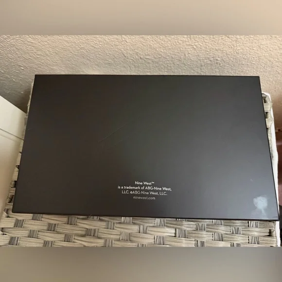 Nine West Sleigh Mini Quilted Crossbody Bag Set – Black – NWT - Picture 10 of 13